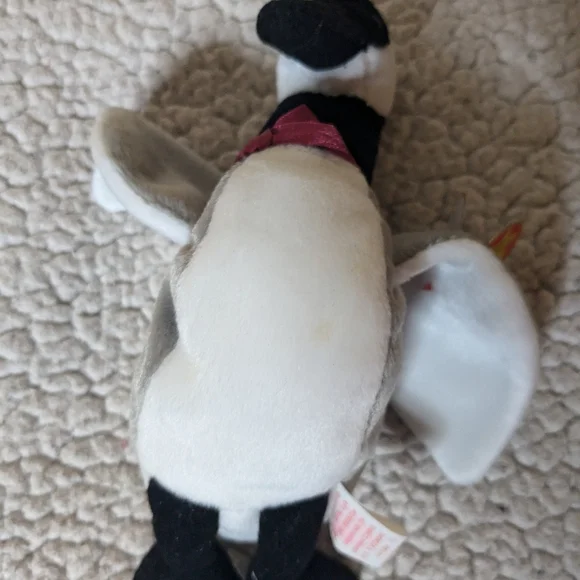 Ty Beanie Baby Loosy the Goose collectible plush toy, cottage/lake - Picture 5 of 7